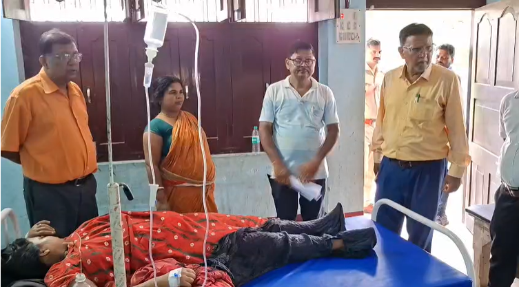 कटिहार के बरारी में अवैध नर्सिंग होम सील, छापेमारी के दौरान बाथरूम में छिपे मिले दो युवक