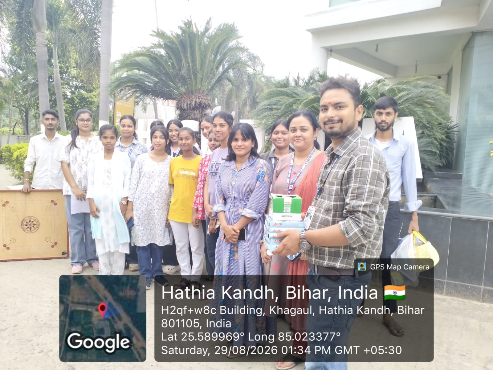 इंटरनेशनल स्कूल ऑफ मैनेजमेंट की टीम ने “खिलखिलाहट” रेनबो होम का किया दौरा, बच्चों के बीच वितरित की शैक्षणिक सामग्री