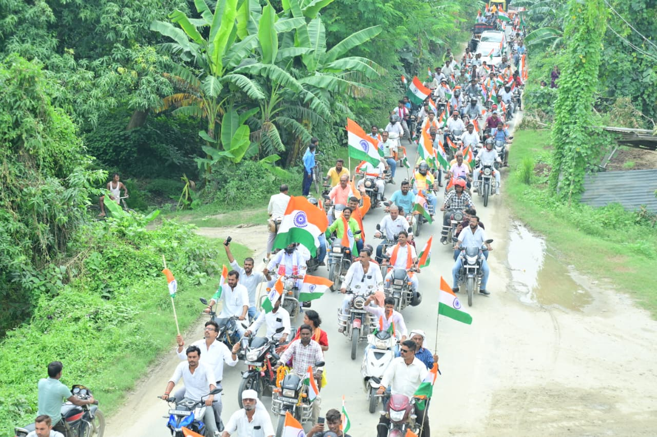उजियारपुर में नित्यानंद राय के नेतृत्व में भव्य तिरंगा यात्रा, हर घर तिरंगा अभियान में उमड़ा जनसैलाब