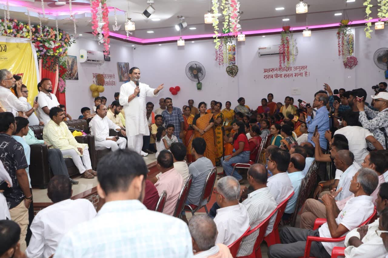 भरत तिवारी के परिवार को नौकरी देने की घोषणा बांकीपुर की हार का असर, प्रशांत किशोर का बड़ा बयान  