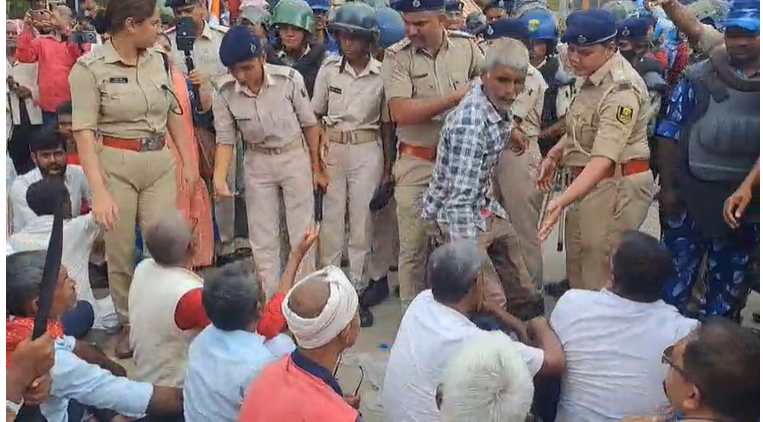 बांकीपुर तो झांकी है, अभी तो पूरा हिन्दुस्तान बाकी है..पाटलिपुत्र टाउनशिप के विरोध में सड़क पर उतरे किसानों ने बड़े आंदोलन का किया ऐलान