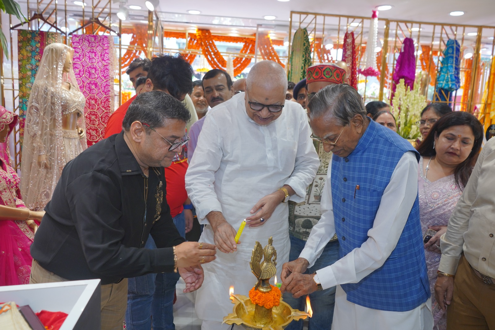 पटना में श्री सुंदरी के तीसरे शोरूम का भव्य री-ओपनिंग, ग्राहकों को मिलेगा आधुनिक शॉपिंग का अनुभव