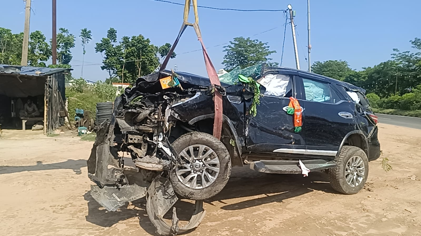 मुजफ्फरपुर में तेज रफ्तार फॉर्च्यूनर ने स्कूटी को मारी टक्कर, दो युवतियों की मौत; भाजपा नेता की गाड़ी होने का दावा
