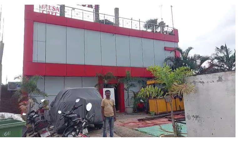 बोधगया के रिसोर्ट में घुसकर स्टाफ से मारपीट, स्विमिंग पूल विवाद के बाद हमला, CCTV में कैद हुई घटना की तस्वीर