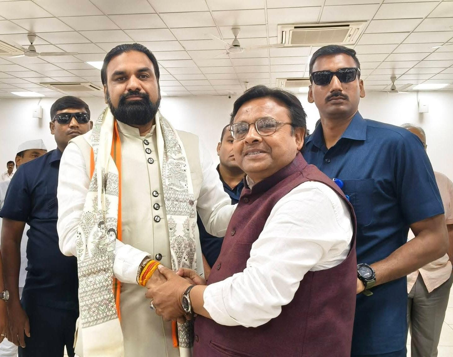 BJP की अंदरूनी कलह उजागर: प्रदेश प्रवक्ता ने सांसद गिरिराज सिंह पर लगाए गंभीर आरोप, कहा..बेगूसराय किसी के बाप की नहीं