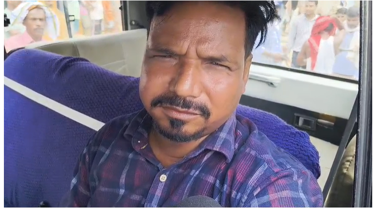 कोर्ट के आदेश पर दखल-दिहानी के दौरान हंगामा, सीओ की गाड़ी का घेराव, मंत्री से पैसा खाने का आरोप