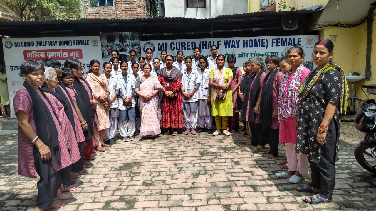 महिला पुनर्वास गृह 'सक्षम' में पाटलिपुत्र कॉलेज ऑफ नर्सिंग का शैक्षणिक भ्रमण, छात्राओं ने जाना मानसिक स्वास्थ्य एवं पुनर्वास का महत्व