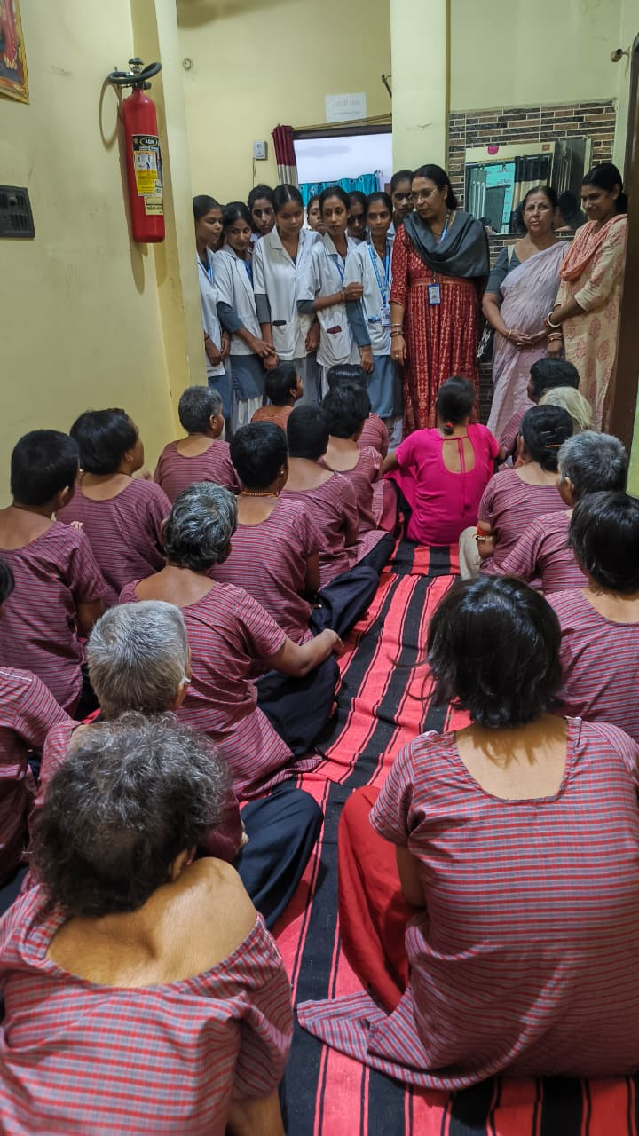 महिला पुनर्वास गृह 'सक्षम' में पाटलिपुत्र कॉलेज ऑफ नर्सिंग का शैक्षणिक भ्रमण, छात्राओं ने जाना मानसिक स्वास्थ्य एवं पुनर्वास का महत्व