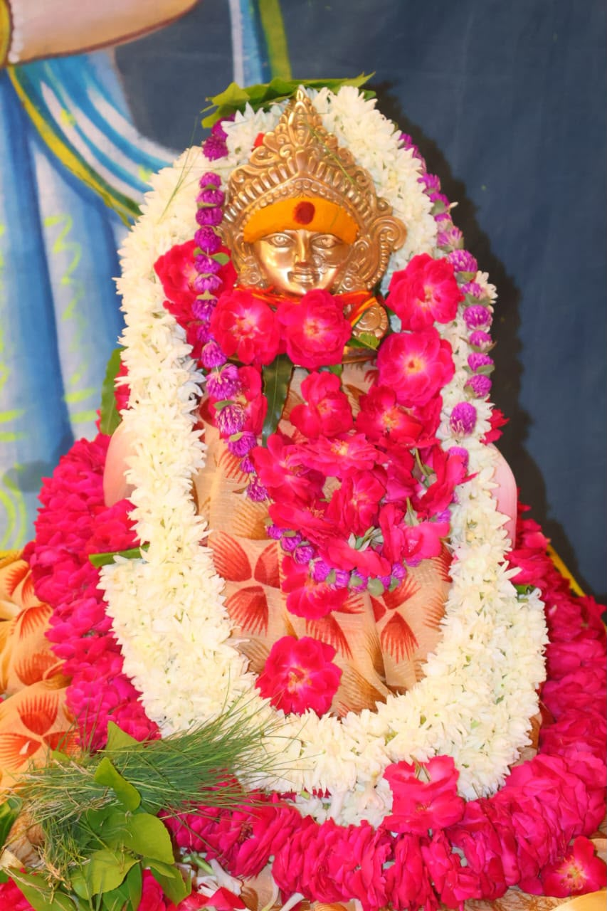 वृंदावन में श्री विद्या कोटि कुमकुमार्चन महायज्ञ का शुभारंभ, स्वामी अभिषेक ब्रह्मचारी ने रखे विचार