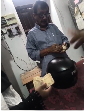 सरकारी स्कूल में मार्कशीट के नाम पर पैसे की वसूली का खेल, छात्रों से कैश लेते शिक्षकों का वीडियो सोशल मीडिया पर वायरल