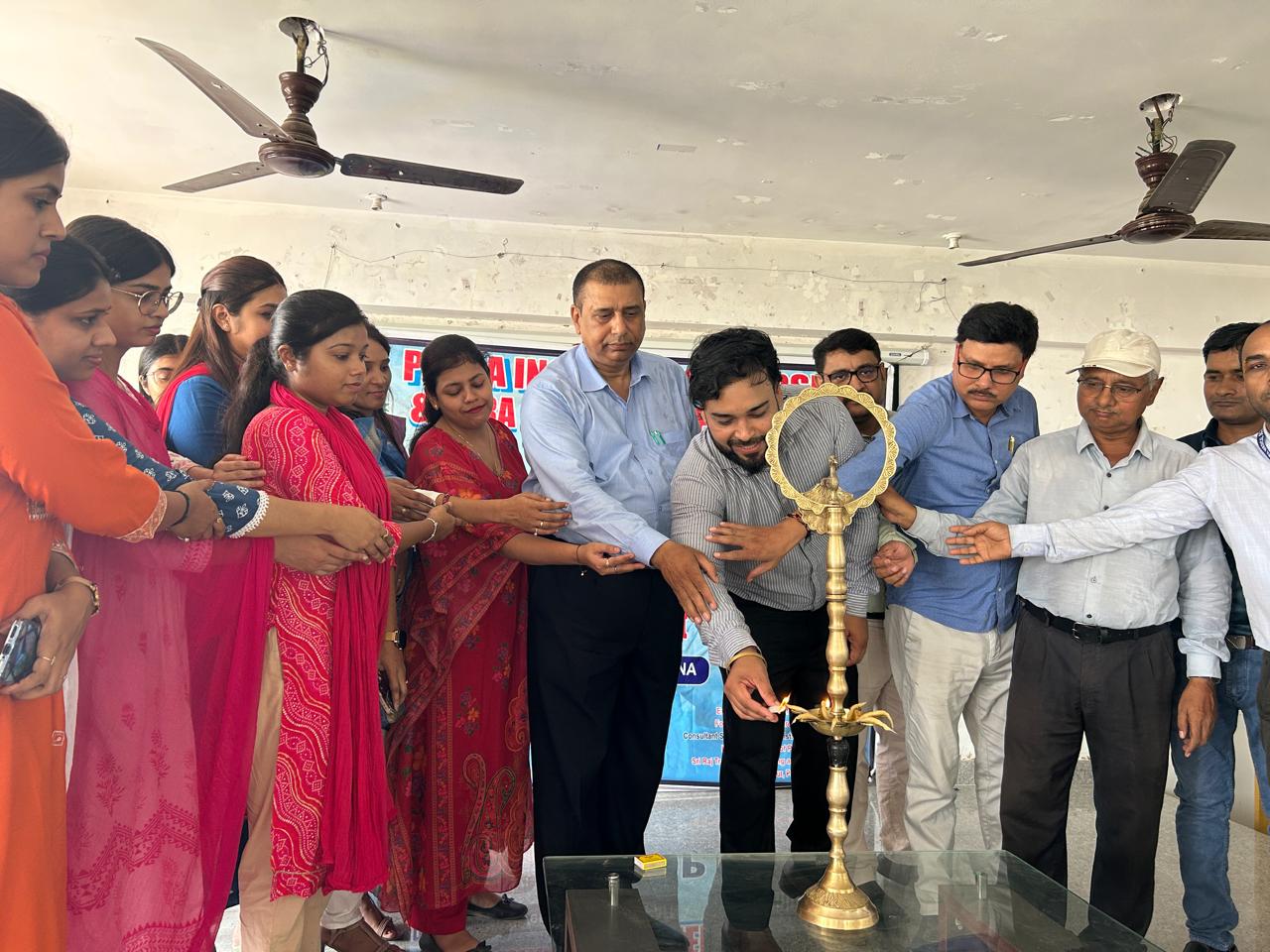 पटना इंस्टीट्यूट ऑफ नर्सिंग एंड पैरामेडिकल साइंस में फिजियोथेरेपी पर कार्यशाला का आयोजन, विशेषज्ञों ने साझा किए अनुभव