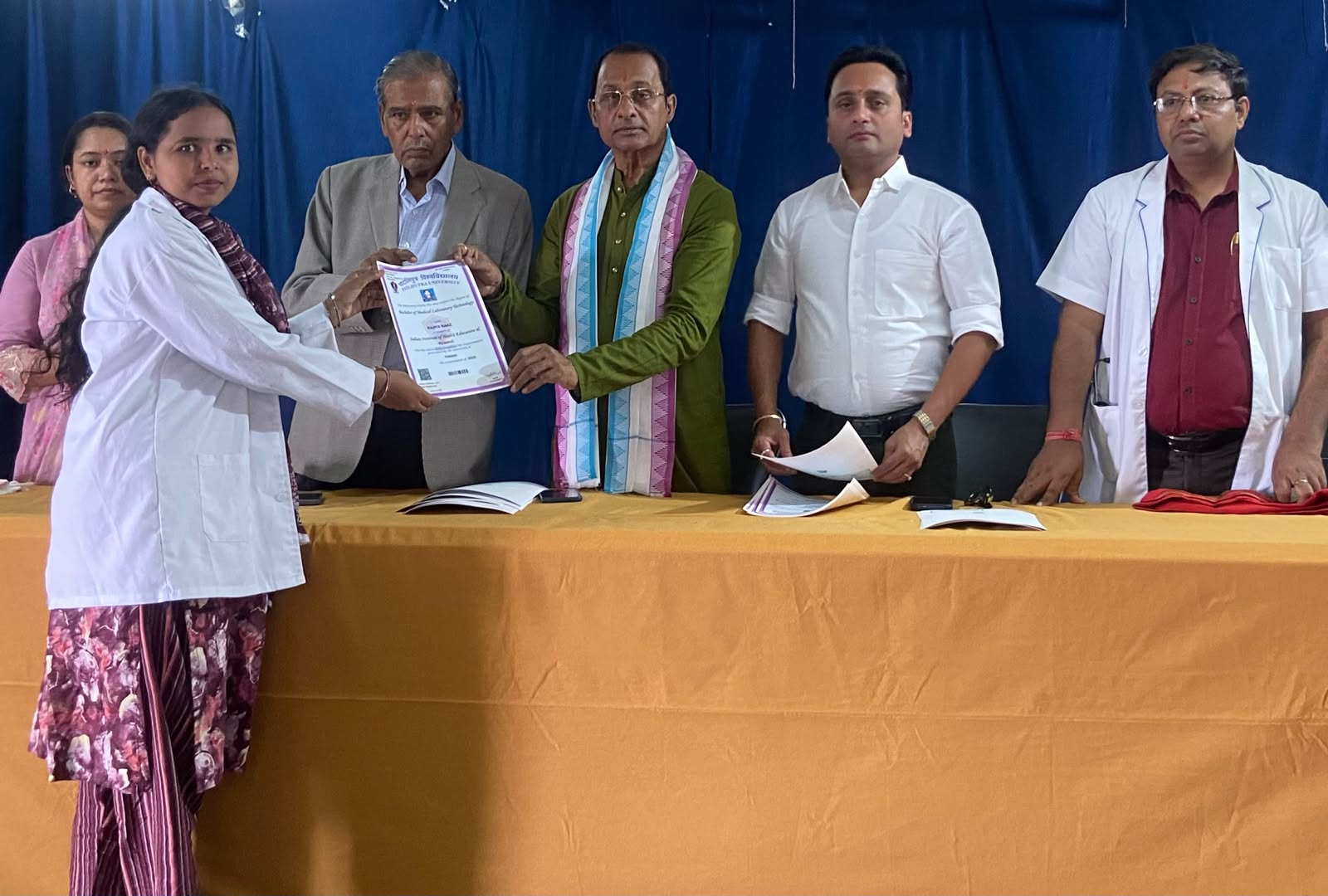 पटना के हेल्थ इंस्टिच्युट में दीक्षांत समारोह, 72 छात्र-छात्राओं को मिली स्नातक की उपाधि