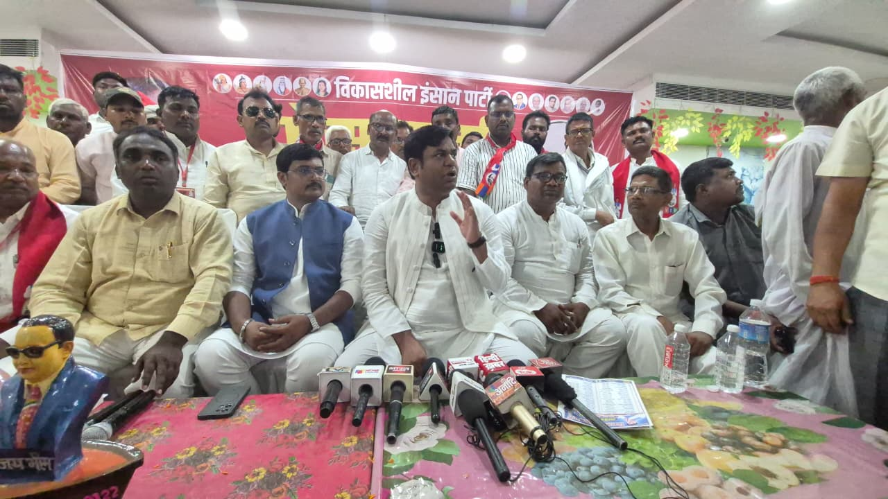अम्बेडकरनगर पहुंचे सहनी, कहा..उत्तर प्रदेश में 101 दिन की संकल्प यात्रा निकालेगी वीआईपी, गांव-गांव गूंजेगी आरक्षण की मांग