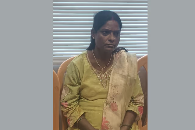 नालंदा में घूसखोरी पर बड़ी कार्रवाई: महिला पर्यवेक्षिका 3200 रुपये घूस लेते रंगेहाथ गिरफ्तार