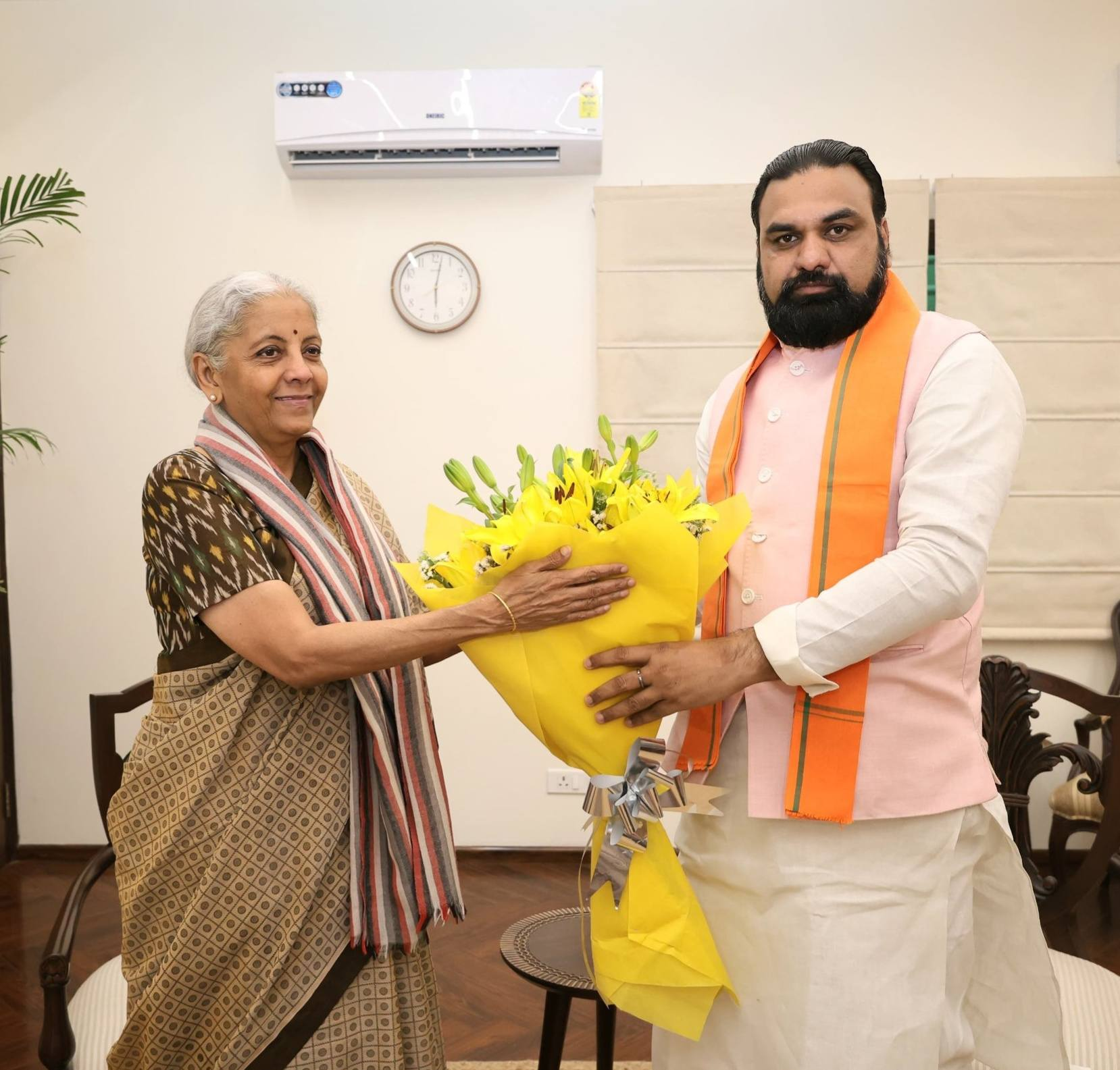 दिल्ली दौरे पर CM सम्राट चौधरी, आडवाणी-अमित शाह सहित कई दिग्गज नेताओं से मिले
