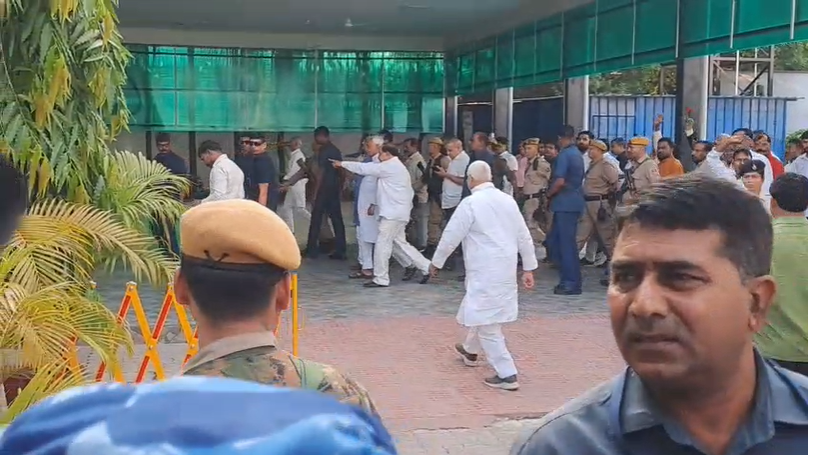 कैबिनेट विस्तार से पहले अचानक JDU दफ्तर पहुंचे नीतीश कुमार, बोले संजय गांधी..उनके आने की जानकारी हम लोगों को भी नहीं थी