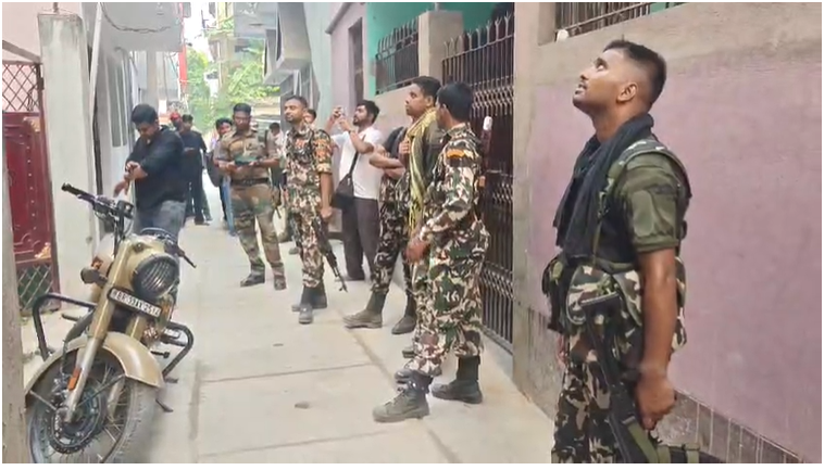 पश्चिम बंगाल में डकैती को अंजाम देने वाला अपराधी समस्तीपुर से गिरफ्तार, लूटे गए सोने के गहने भी बरामद