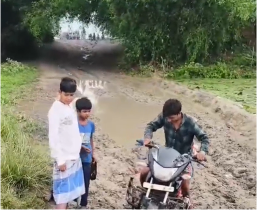 बिहार में चारपाई बनी एम्बुलेंस, बदहाल सड़क ने खोली सिस्टम की पोल, सम्राट की विराट टीम पर अब सबकी नजर