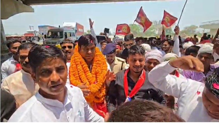 बाइक रैली निकालकर PM मोदी की पेट्रोल और डीजल बचाने की अपील का VIP कार्यकर्ताओं ने जताया विरोध, मुकेश सहनी का किया जोरदार स्वागत 