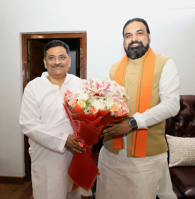 दिल्ली में बिहार कैडर के IAS-IPS अधिकारियों के साथ CM सम्राट चौधरी ने की बैठक, सुशासन और विकसित बिहार के विजन पर हुई चर्चा