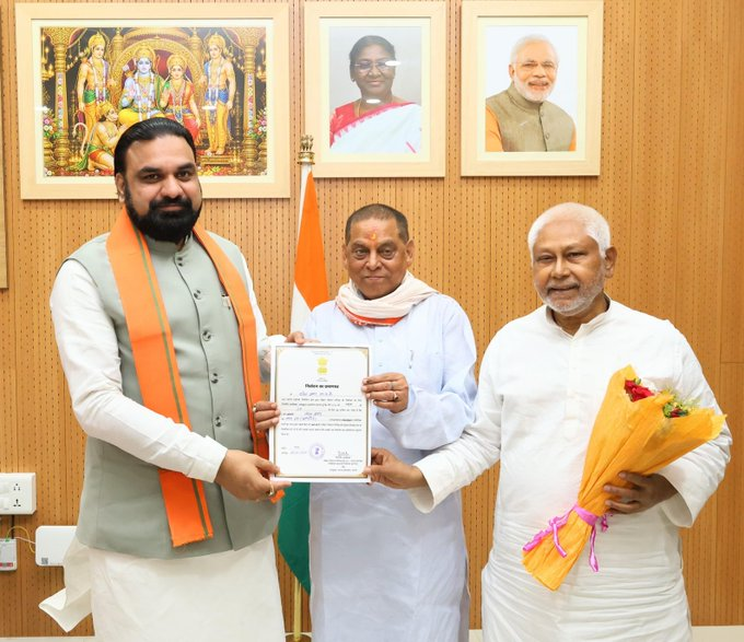 जीत का मिला सर्टिफिकेट: पटना स्नातक सीट का पूरा रिजल्ट जारी, नीरज समेत सभी उम्मीदवारों को कितने मिले वोट जानिए?