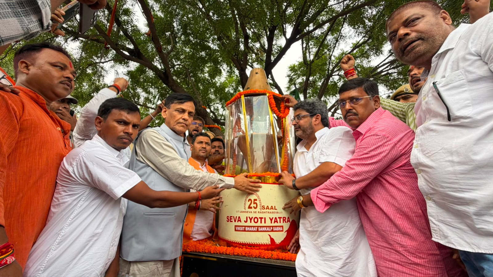 अरवल में केन्द्रीय गृह राज्यमंत्री का जोरदार स्वागत, नित्यानंद राय बोले- करोड़ों देशवासियों का विश्वास ही PM मोदी की सबसे बड़ी शक्ति