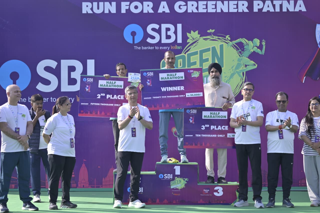 पटना में SBI ग्रीन मैराथन सीजन-7 का आयोजन, 4800 धावकों ने फिटनेस और पर्यावरण संरक्षण का दिया संदेश