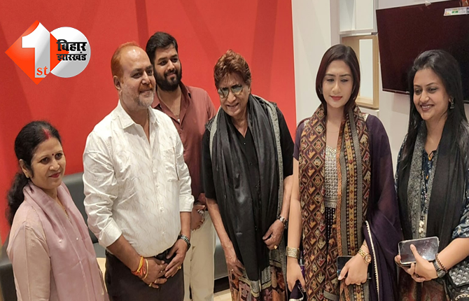 बेगूसराय पहुंचे मशहूर गायक शब्बीर कुमार, गाया ‘तुमसे मिलकर ना जाने क्यों’, टाइगर श्रॉफ पर बोले- नो कमेंट्स