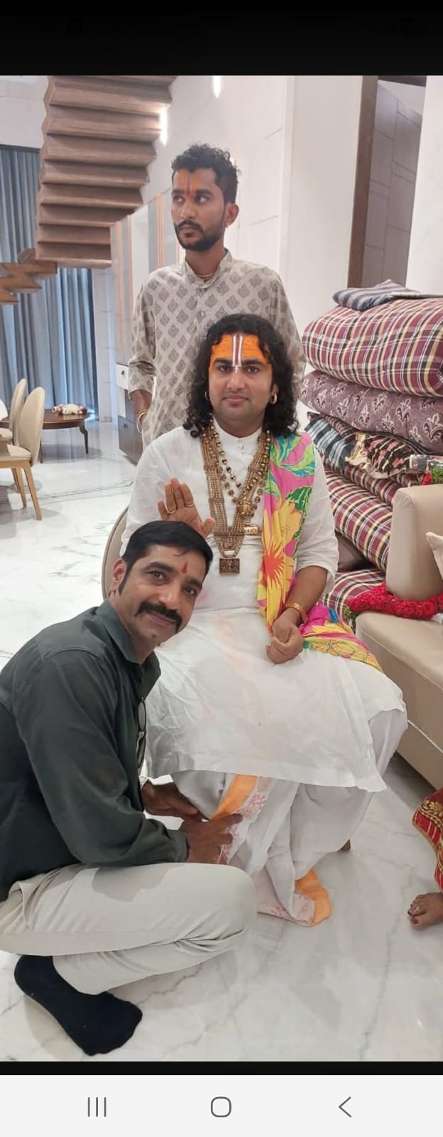 गयाजी पिंडदान करने पहुंचे ‘साउथ के अजय देवगन’, 30 से ज्यादा एक्टर्स की आवाज निकालते हैं दीपक अग्रवाल