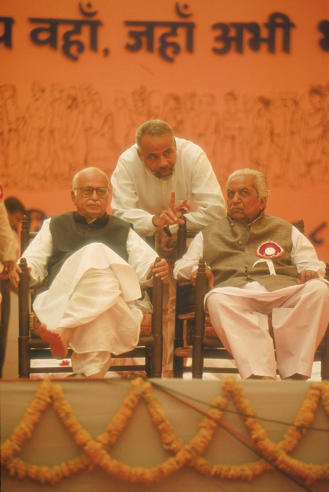 PM Modi Birthday 2026 : कभी ऐसे दिखते थे नरेंद्र मोदी! RSS से प्रधानमंत्री बनने तक की Unseen Photos