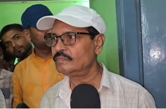 फर्जी क्लीनिक में प्रसव के दौरान गर्भवती महिला और नवजात की मौत, अस्पताल में शव रखकर परिजनों ने किया हंगामा