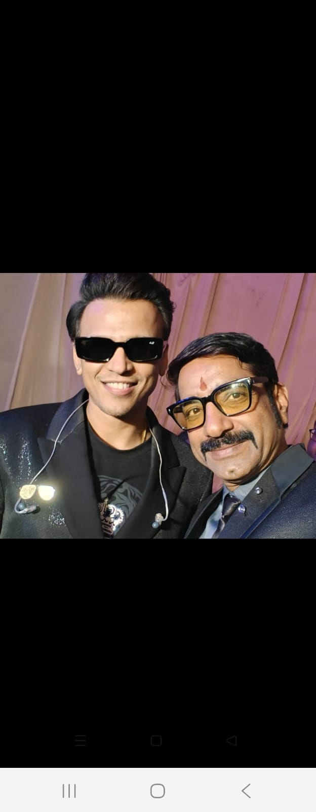 गयाजी पिंडदान करने पहुंचे ‘साउथ के अजय देवगन’, 30 से ज्यादा एक्टर्स की आवाज निकालते हैं दीपक अग्रवाल